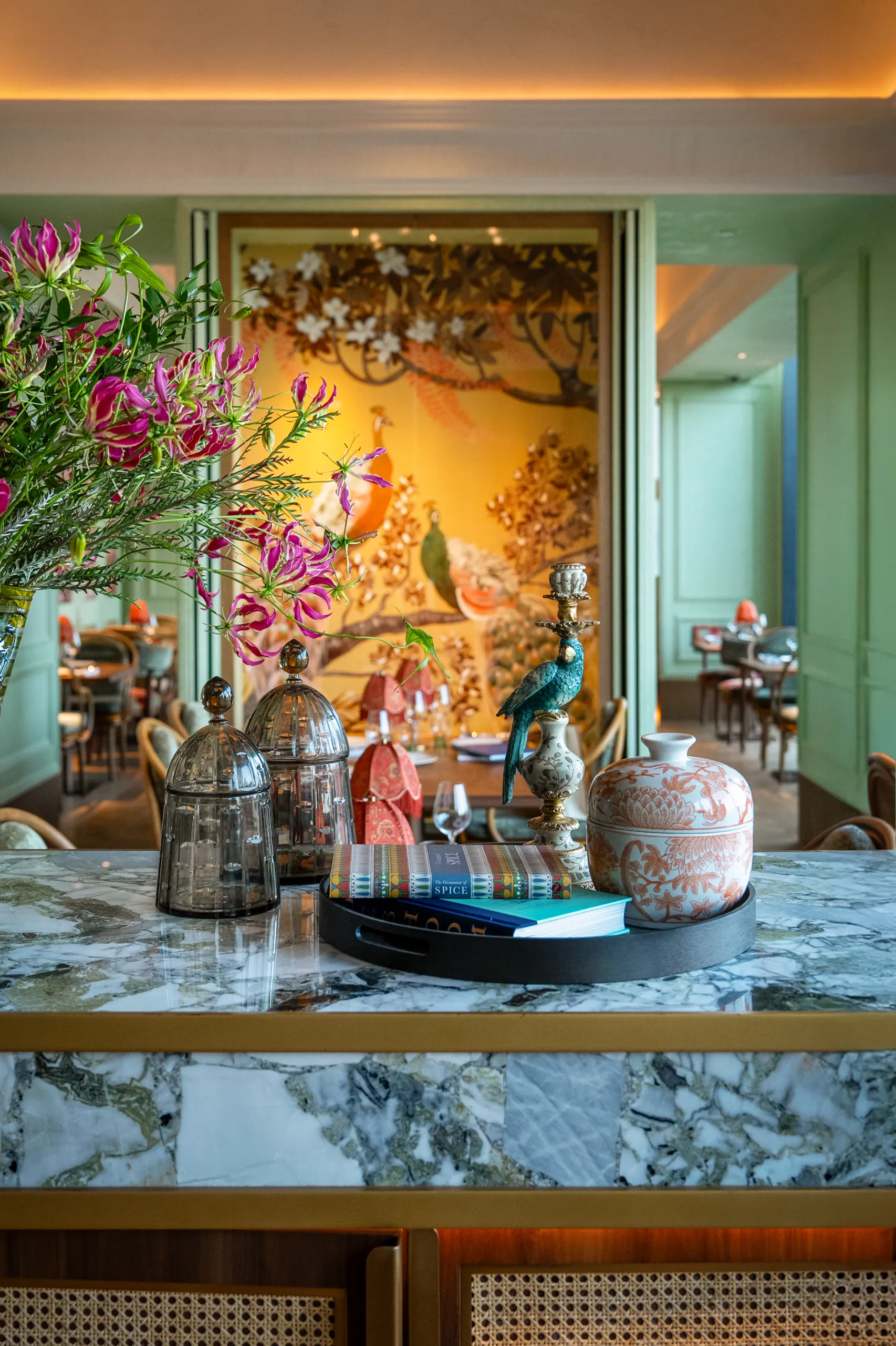 Bombay Club at Marsa Al Arab